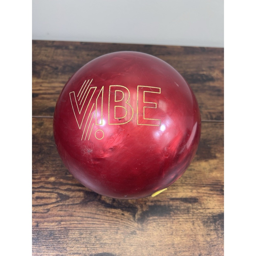 14lbs Hammer Vibe Bowling Ball Drilled Rose Red Swirl